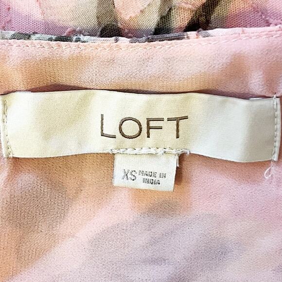 LOFT Pink Floral Flutter Sleeve Blouse - XS - Picture 10 of 12